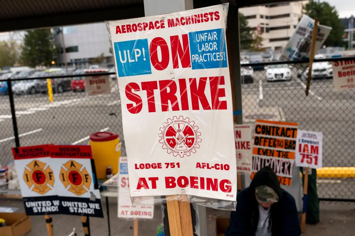 Boeing and other strikes will take at least a 44,000-job bite out of the October jobs report