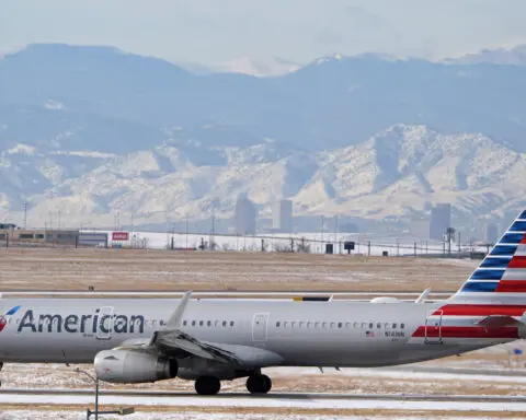 American Airlines tests boarding technology that audibly shames line cutters