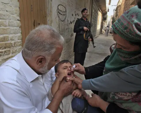 Pakistan begins another vaccination campaign after a worrying surge in polio cases