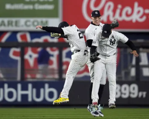 Volpe slam sparks comeback after Freeman homer, Yanks beat Dodgers 11-4 to force World Series Game 5