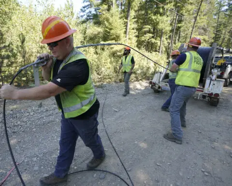 Jobs report on eve of election will be among the most muddled in years