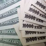 Yen struggles before BOJ decision; dollar stalls ahead of jobs data