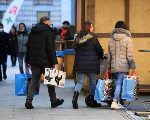 German retail sales unexpectedly rise in September