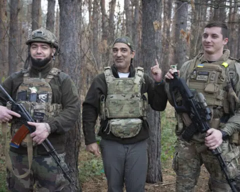 Americans helping Ukraine's war efforts say the US hasn't done enough