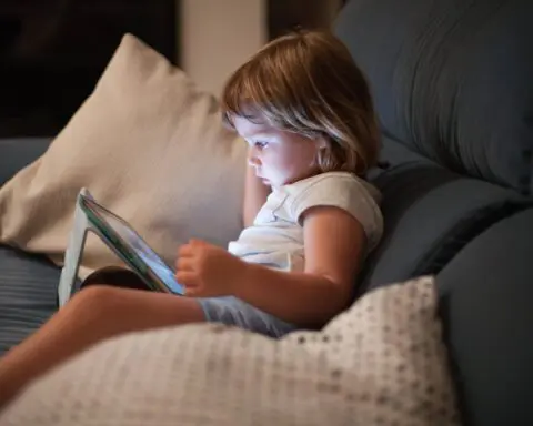 Toddlers' tablet time linked to angry outbursts, study finds