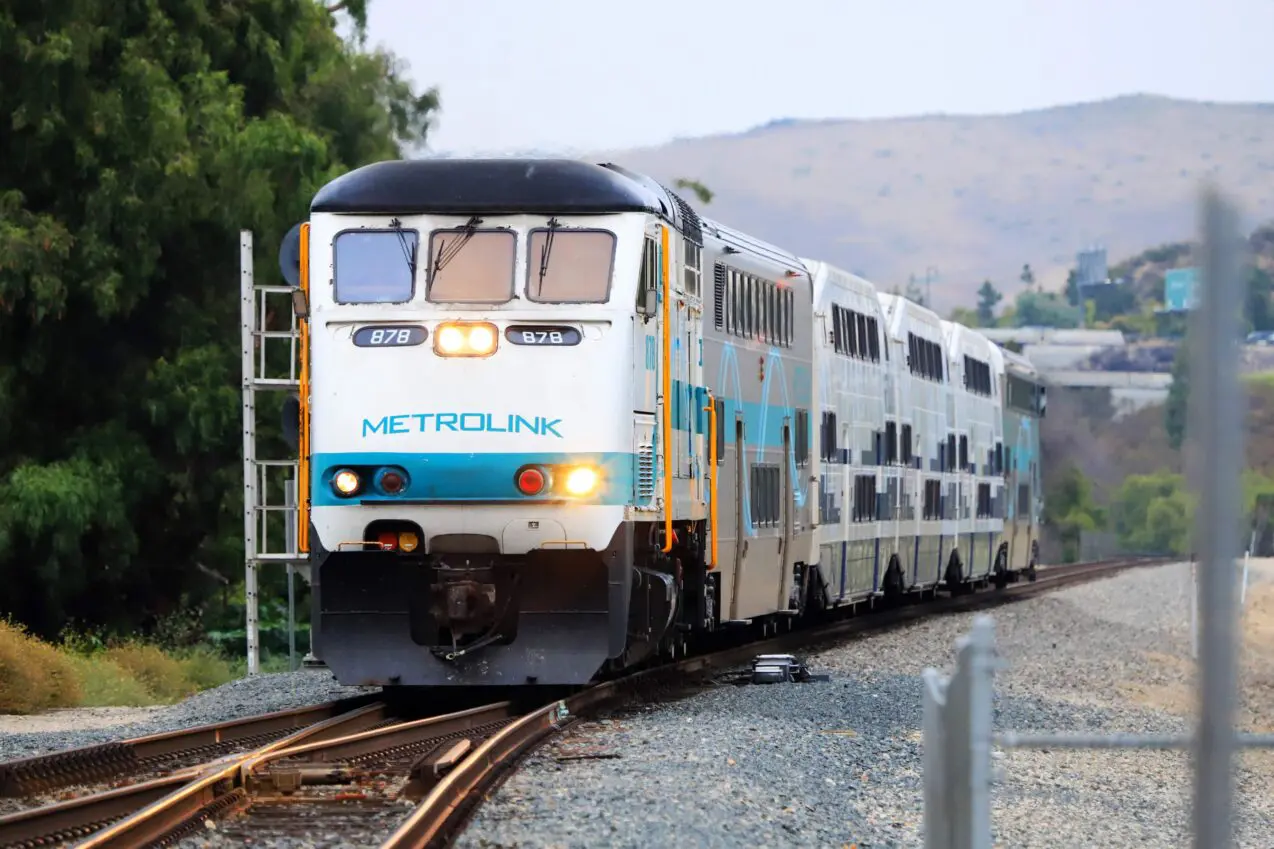 Metrolink to offer free rides on California Clean Air Day