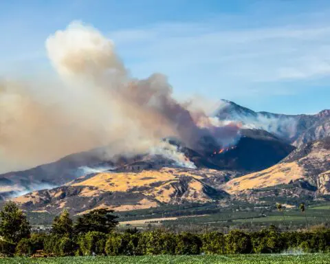 Santa Ana winds bring strong gusts, fire warnings to SoCal