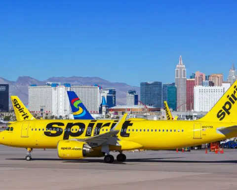 Passengers unite against Spirit Airlines in unexpected crop top showdown