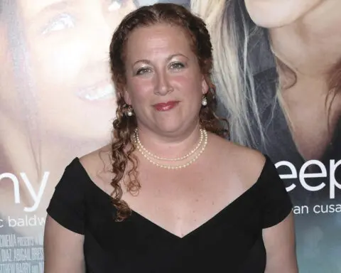 Jodi Picoult's 'Nineteen Minutes' tops PEN America of books banned in schools