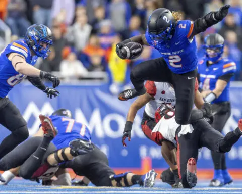 Ashton Jeanty, Maddux Madsen help No. 15 Boise State rout San Diego State 56-24