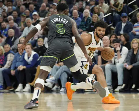 Nuggets' Murray in concussion protocol after collision with Timberwolves' Randle