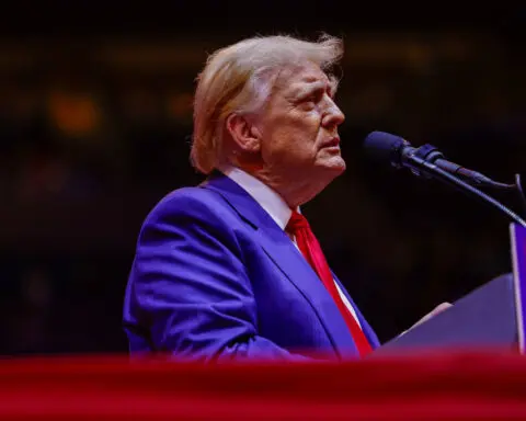 'Very surprising': Des Moines Register poll shows Harris competing with Trump in Iowa