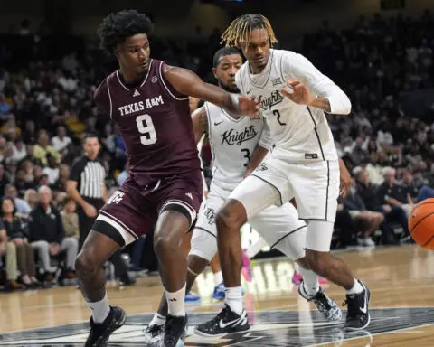 UCF opens season with court-storming 64-61 win over No. 13 Texas A&M