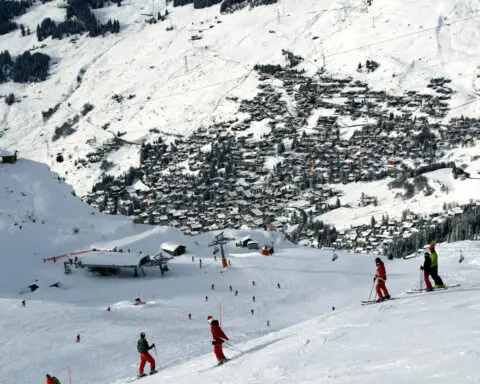 Swiss police catch more than a dozen drug traffickers in Verbier bust