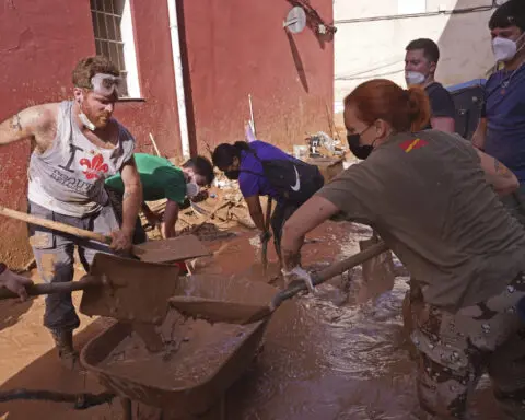 Billie Jean King Cup and Davis Cup encourage donations for Spanish flood recovery efforts