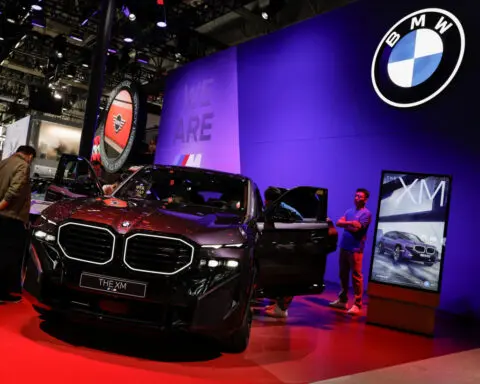 BMW quarterly profit misses expectations due to weak China sales, brake issues