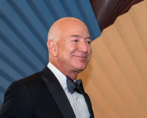 Jeff Bezos congratulates Trump for ‘extraordinary political comeback and decisive victory’