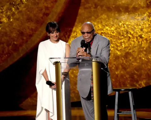 Rashida Jones remembers her late father Quincy Jones as a ‘culture shifter’ in heartfelt tribute