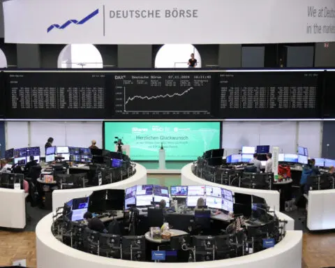 European shares log third week of declines on China, tariff jitters