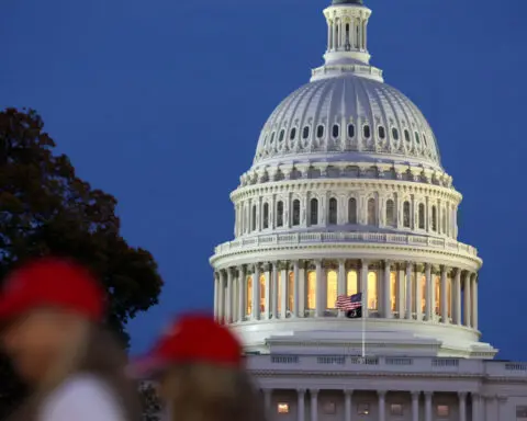 Republicans widen Senate majority, on track to win House