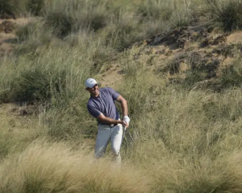 Paul Waring shoots 61 in Abu Dhabi to set 36-hole record on European tour with 19-under par