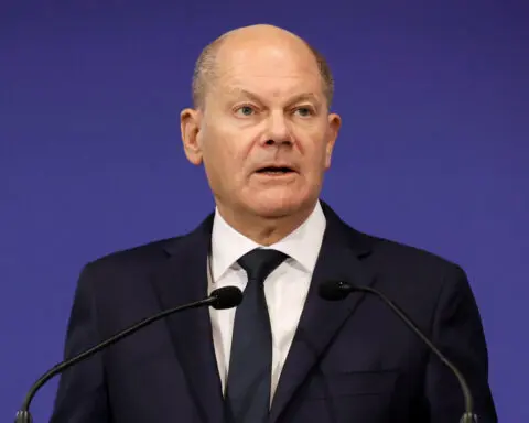 Scholz calls for cool heads to pull Germany out of political crisis