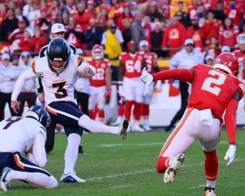 Kansas City Chiefs block potential game-winning field goal, defeat Denver Broncos to stay unbeaten