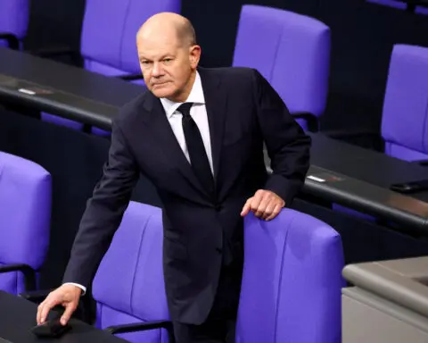 Scholz's Greens ally joins call for German chancellor to agree quicker election