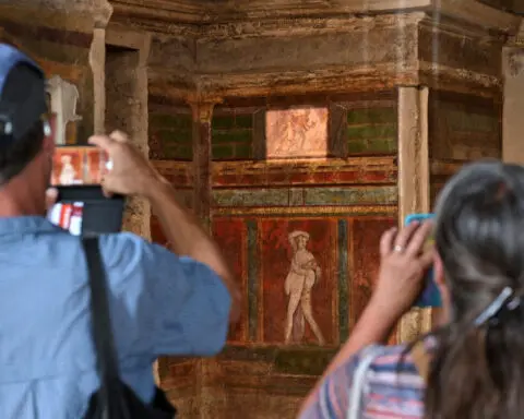 Pompeii is limiting its daily visitor numbers