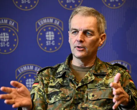 Museum tanks and trench systems enhance Ukraine training, EU commander says