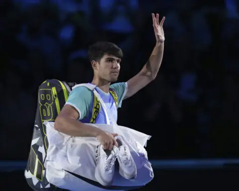 Alcaraz struggles with stomach issue in loss to Ruud at ATP Finals and Zverev beats Rublev