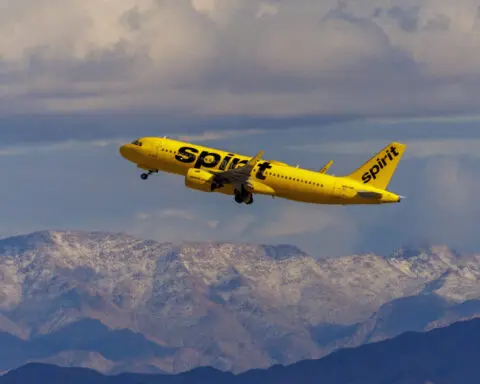 Spirit Airlines continues 'constructive talks' with creditors