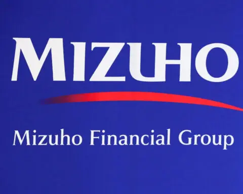 Mizuho Financial Group to buy 15% of Rakuten Card for $1 billion