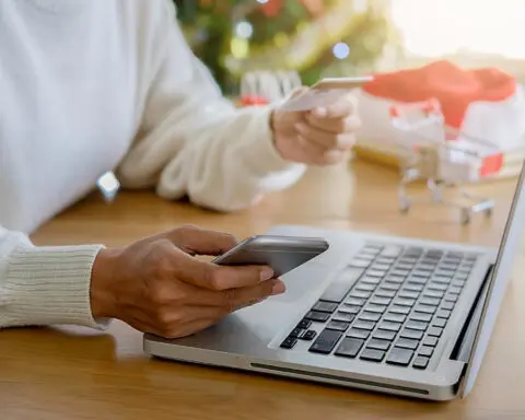 7 tips to avoid holiday scams and protect your identity