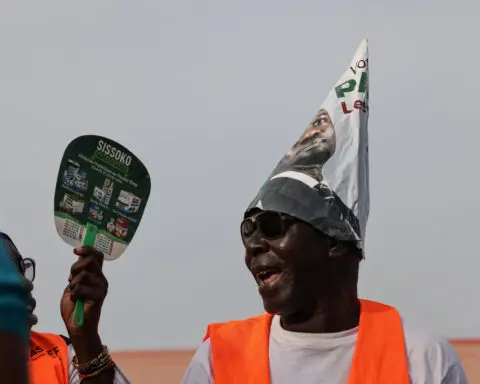 Senegal heads to the polls amid fiscal crisis, threat of unrest