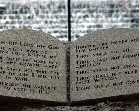 Federal judge rules that Louisiana shalt not require public schools to post the Ten Commandments