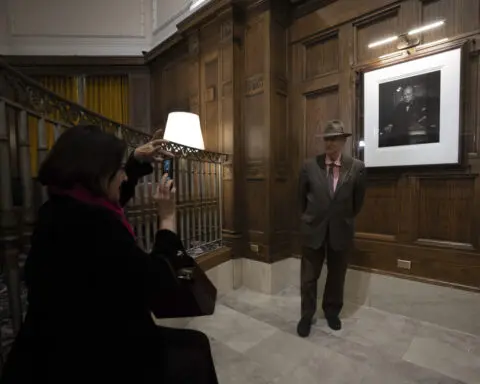 Winston Churchill portrait returns to Ottawa after international art caper