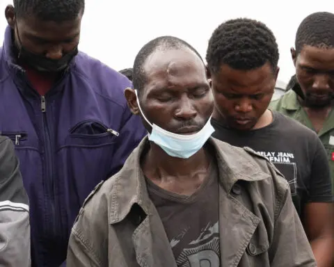 South African government seeks experts' help to bring illegal miners to the surface