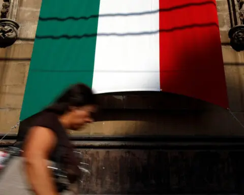 Mexico budget proposal trims 2025 deficit, sees better growth