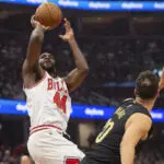 Donovan Mitchell scores 37, Cavaliers stay perfect and improve to 14-0 with 144-126 win over Bulls