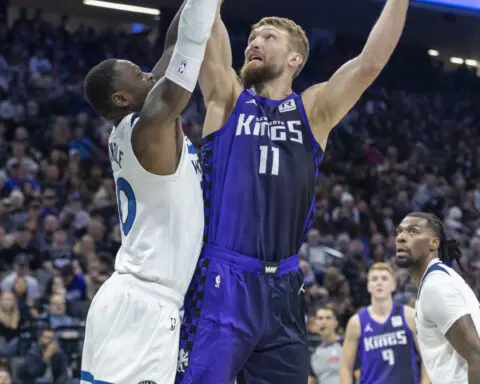 Edwards, Timberwolves beat Kings 130-126 in OT despite franchise-record 60 points from De'Aaron Fox