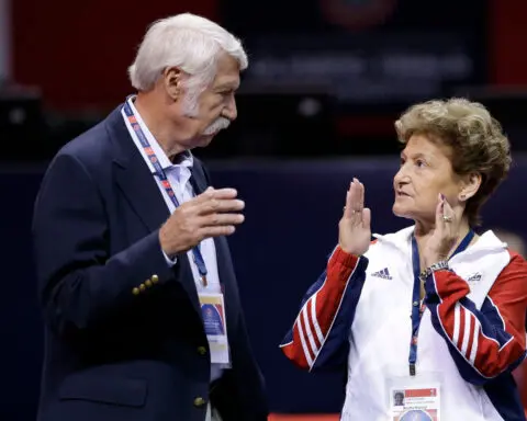 Bela Karolyi, the polarizing coach who helped launch gymnasts to Olympic stardom, dies at 82