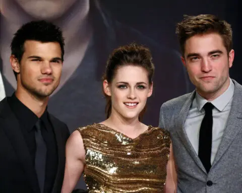 Taylor Lautner hilariously reignites the Edward vs. Jacob debate from ‘Twilight’