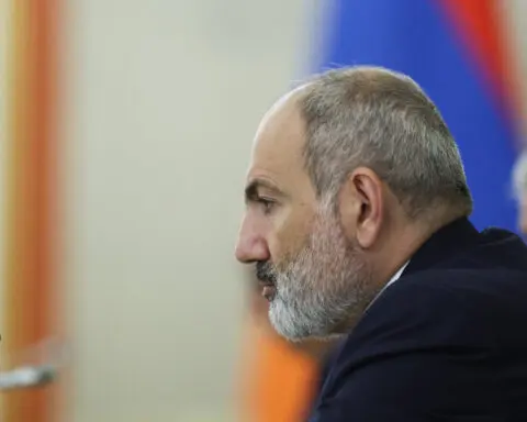 Top Armenian officials leave posts after PM Pashinyan asks for resignations