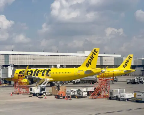 Spirit Airlines files for bankruptcy