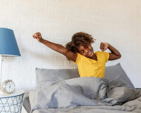 Why do I feel better when I wake myself up instead of relying on an alarm? A neurologist explains the science of a restful night’s sleep