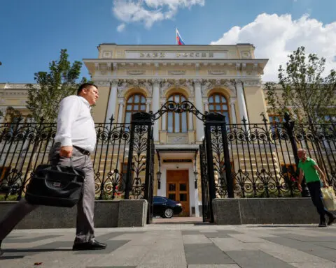 Russia's central bank says inflationary pressure remains high