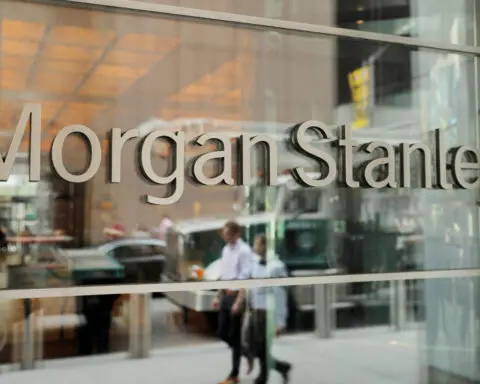 Morgan Stanley courts employees of near-IPO companies for wealth management