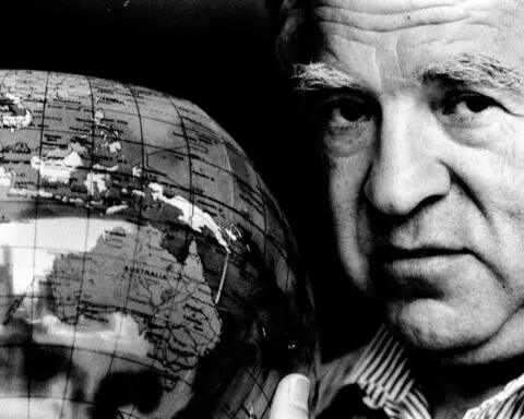 Arthur Frommer, travel writer and guidebook publisher, dead at 95