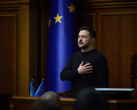 Zelenskiy urges Germany to support Ukraine's longer-range strike capabilities